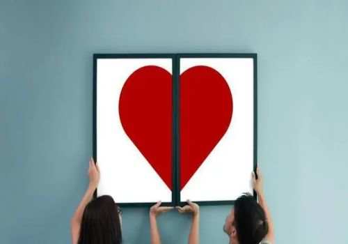 妻子转移夫妻共同财产属于恶意串通行为吗